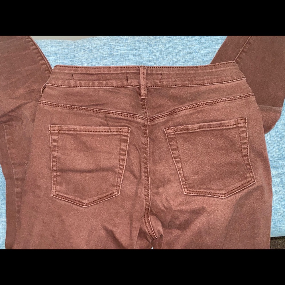 Bullhead Brown Crop Jeans Size 27